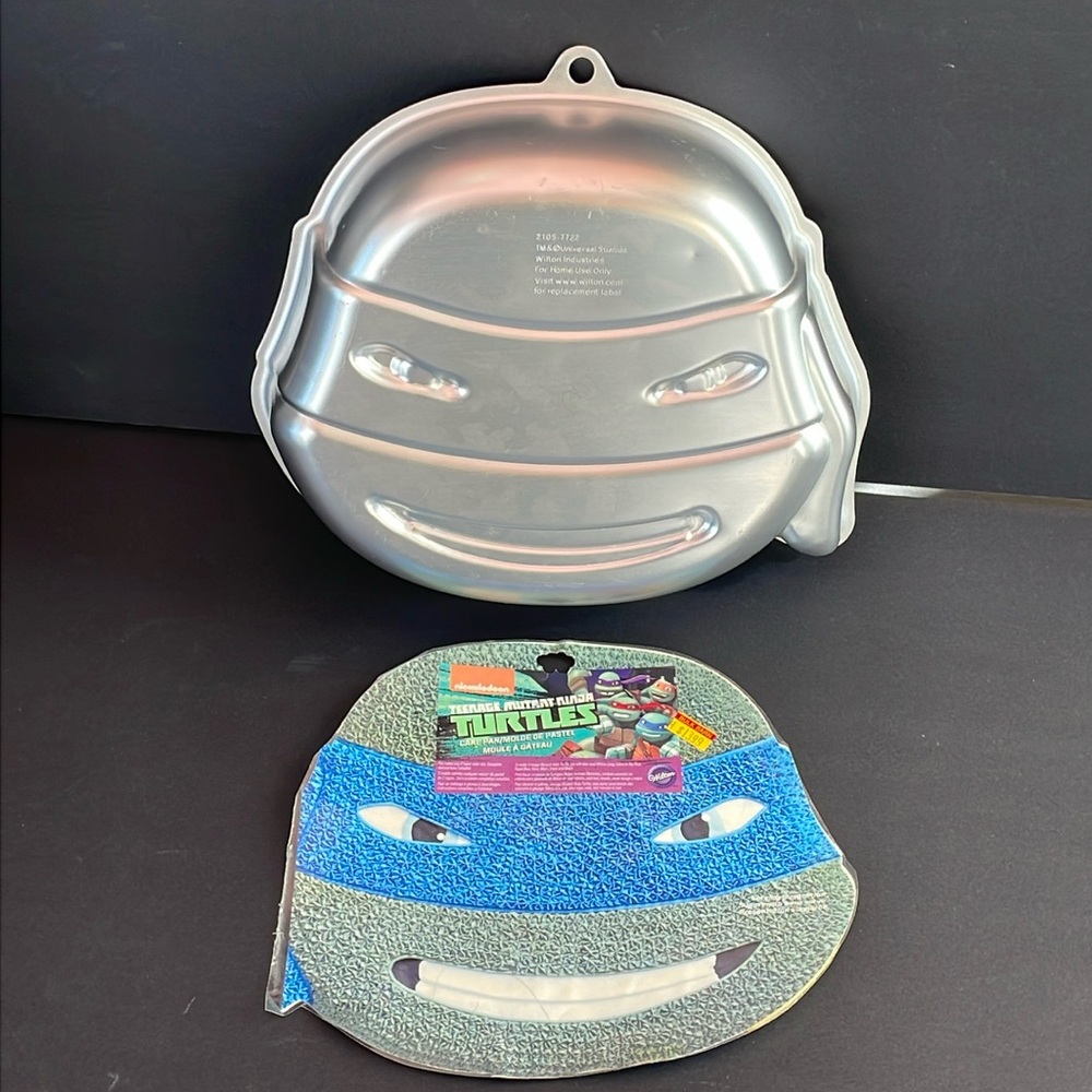 Teenage Mutant Ninja Turtles Cake Pan 2015 TMNT Baking Dish Children Collectibl